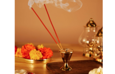 Amazon Brand – Solimo Brass Agardan Jyot (Golden) | Traditional Brass Diya / Deepak for Pooja & Home Rituals