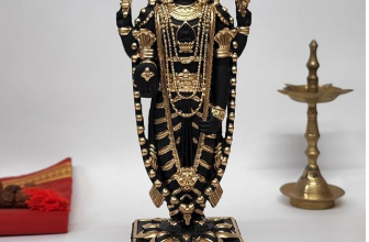 Gold Art India Tirupati Balaji Idol – Black & Gold Venkateswara Swamy Murti for Home Temple and Car Dashboard